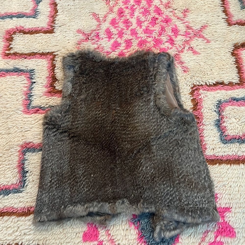 Rabbit Fur Cropped Vest  - Picture 6 of 6